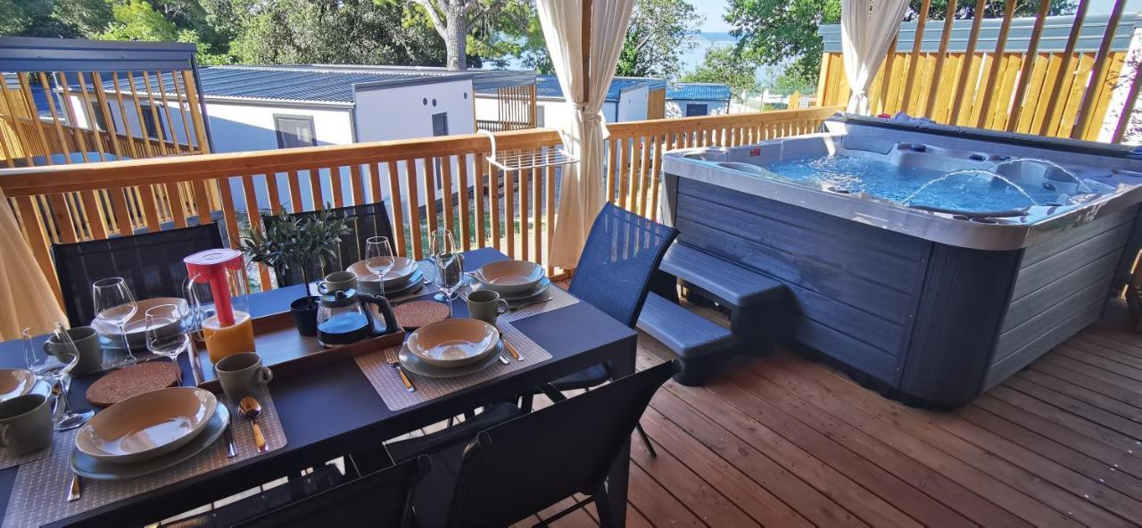 Mobile Home Kmz Selce Bagian luar foto