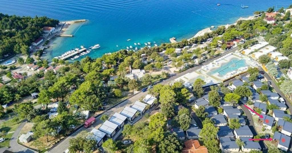 Mobile Home Kmz Selce Bagian luar foto
