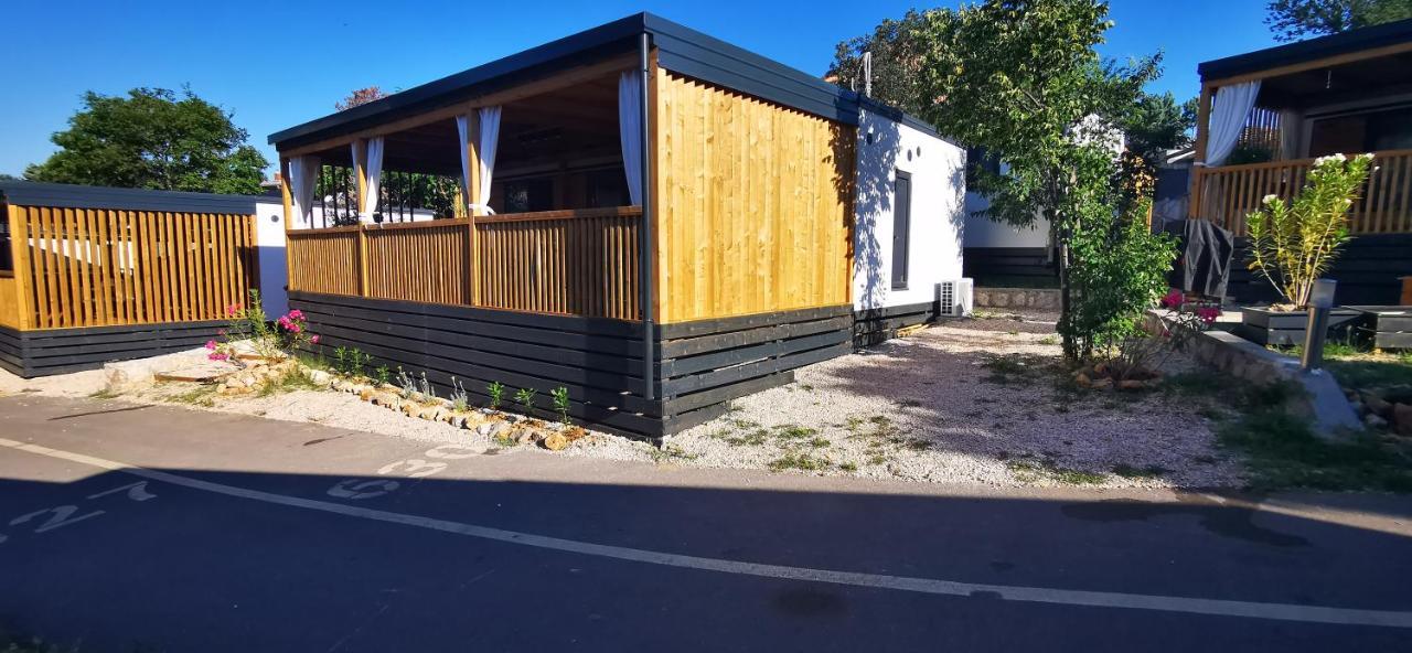 Mobile Home Kmz Selce Bagian luar foto