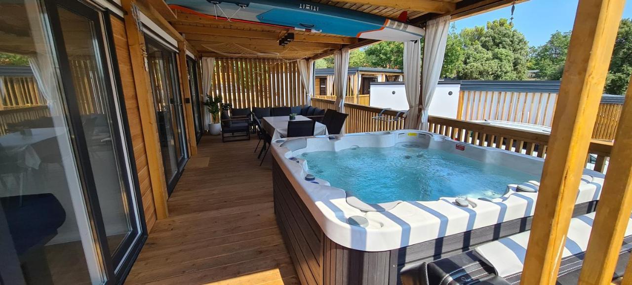 Mobile Home Kmz Selce Bagian luar foto