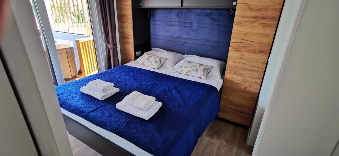 Mobile Home Kmz Selce Bagian luar foto