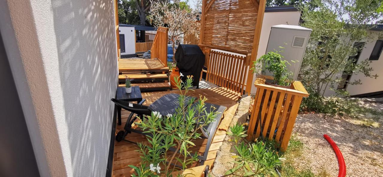 Mobile Home Kmz Selce Bagian luar foto