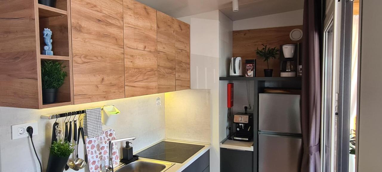 Mobile Home Kmz Selce Bagian luar foto