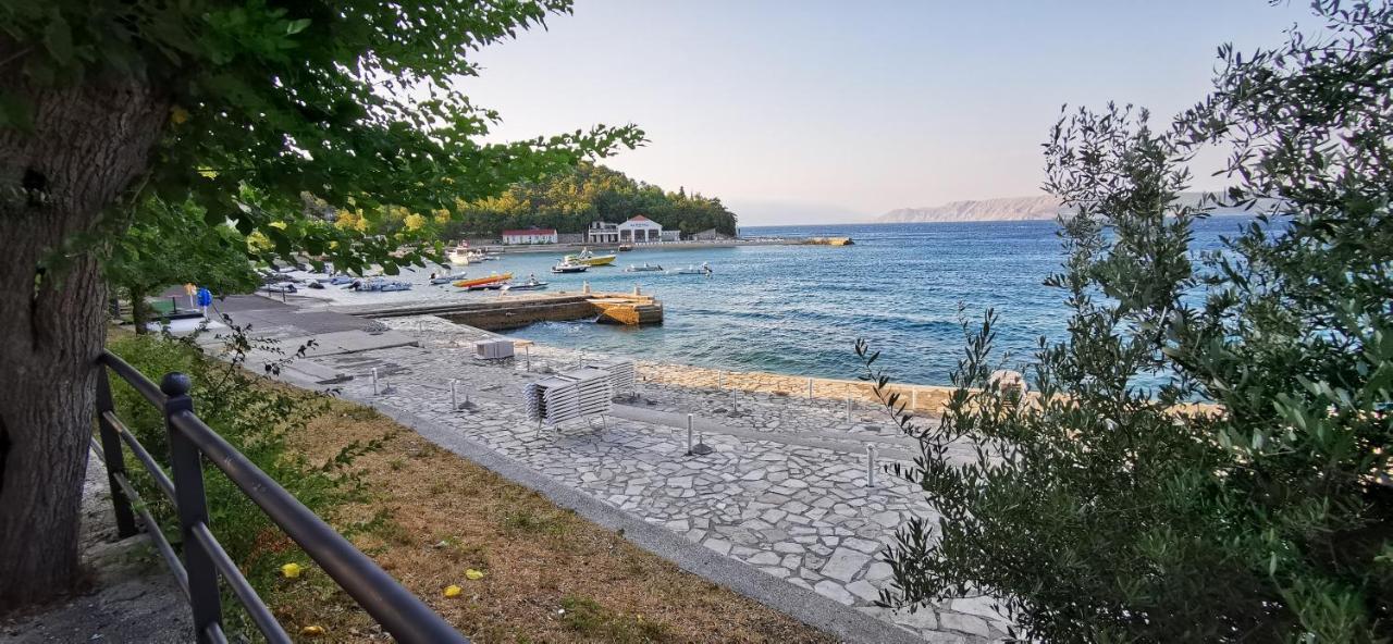 Mobile Home Kmz Selce Bagian luar foto