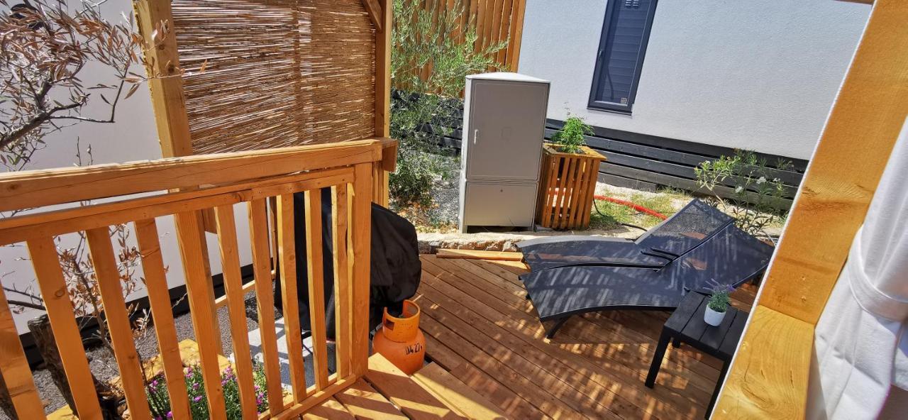 Mobile Home Kmz Selce Bagian luar foto