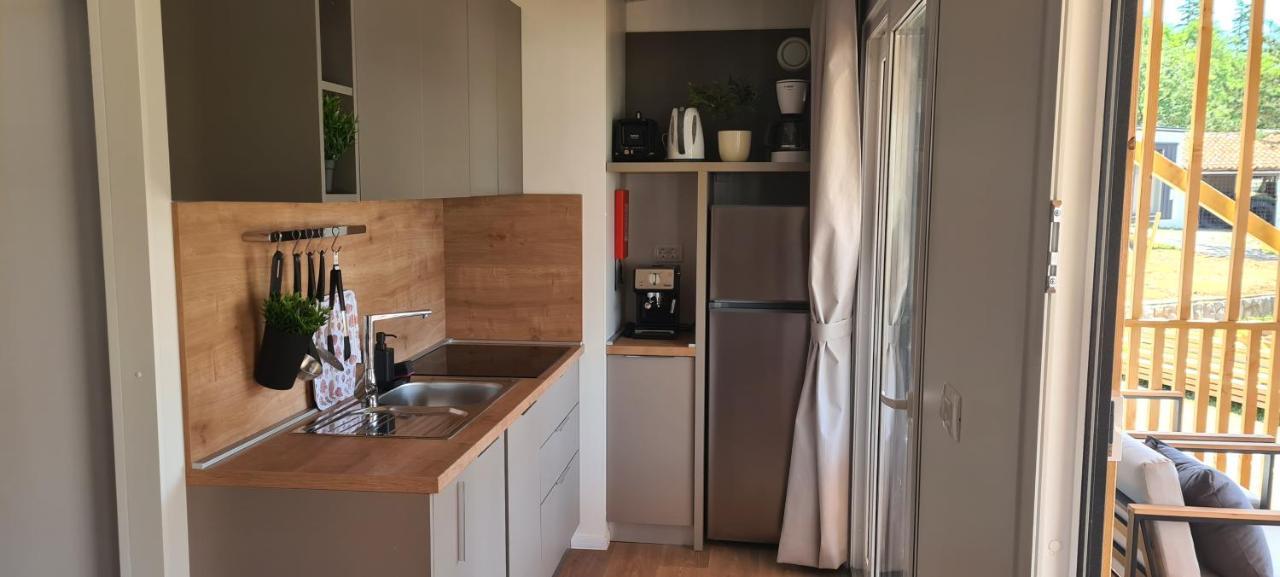Mobile Home Kmz Selce Bagian luar foto