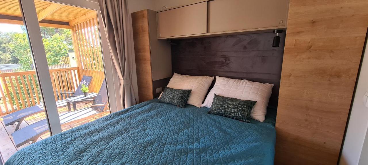 Mobile Home Kmz Selce Bagian luar foto