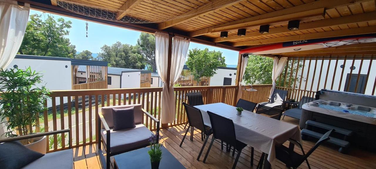 Mobile Home Kmz Selce Bagian luar foto